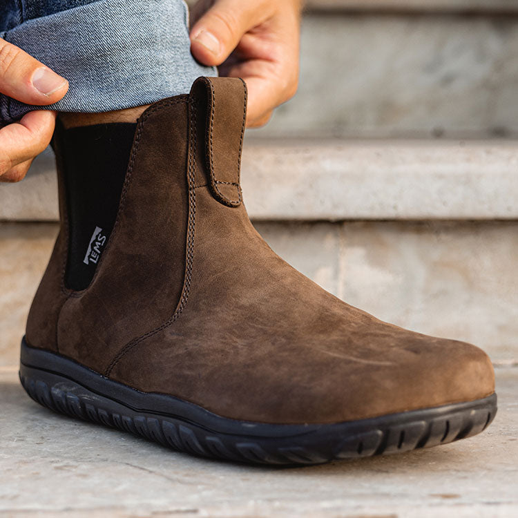 Waterproof leather chelsea outlet boots