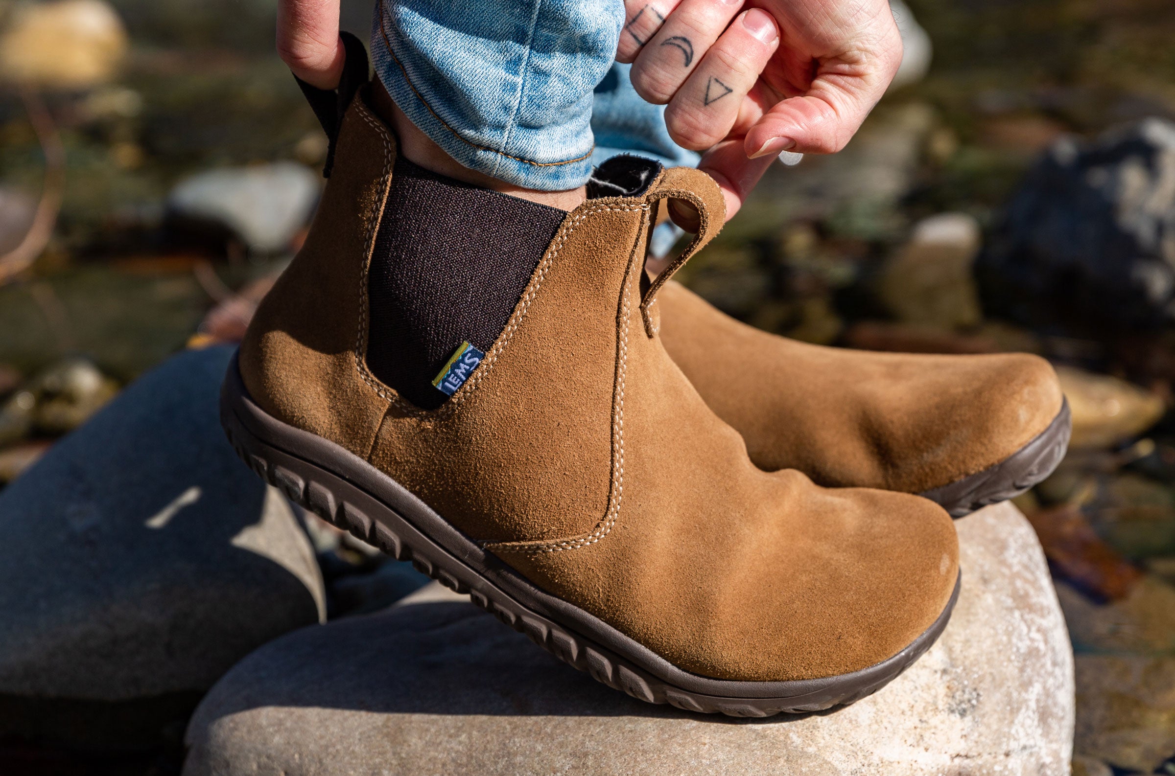 Leather chelsea boots with 205 silver toe clearance plate